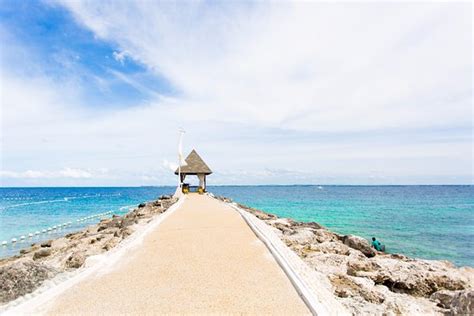 THE 10 BEST Lapu Lapu Resorts of 2023 (with .
